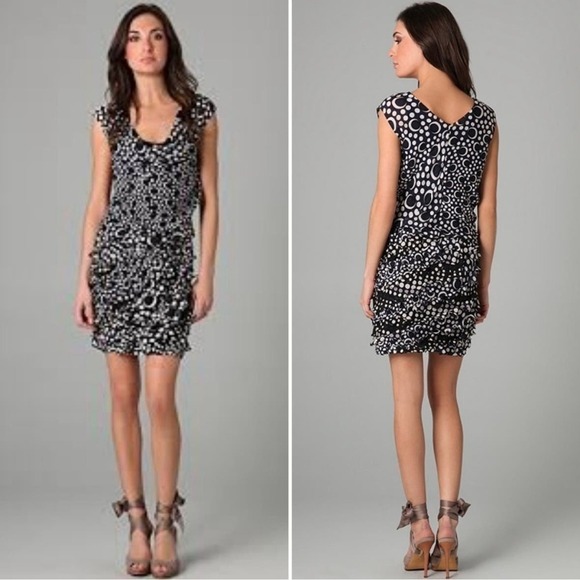 Diane Von Furstenberg DVF 100% Silk Draped Printed Persia Mini Dress Size 4 - Picture 2 of 8